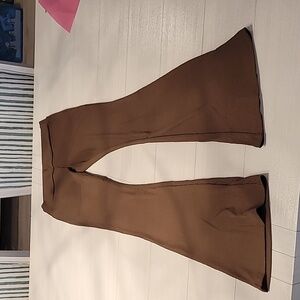 Ribbed flare bottom yoga pants